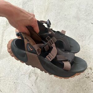 Nike Oneonta Trail sandals